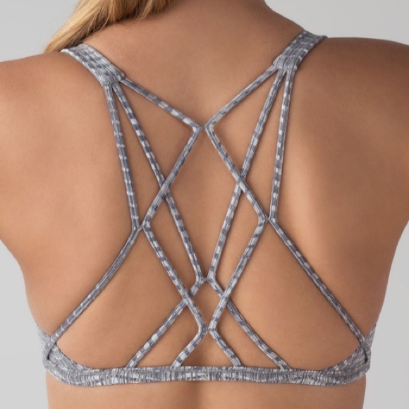 lululemon athletica Tops - 🩸50% OFF🩸 Lululemon Free To Be Zen Sports Bra